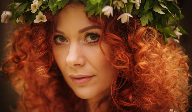 5 Stunning Cosmetic Styles for Redheads!